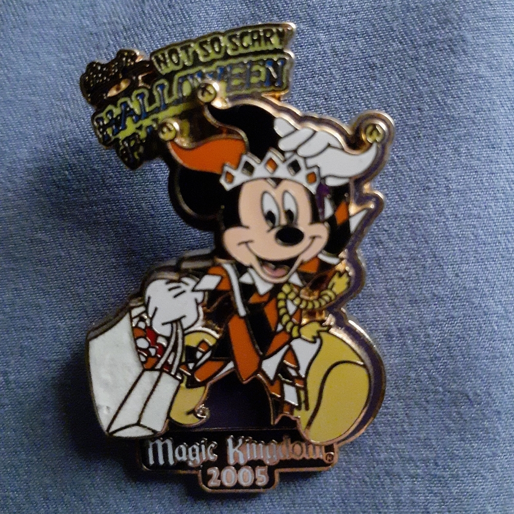 Disney Mickey's Not So Scary Halloween Party-2005